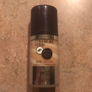 Cover girl +Olay concealer